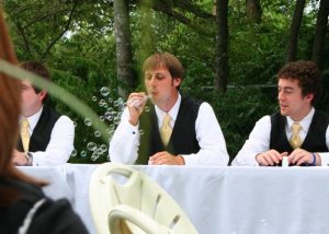 205668_1005069536031_2256_n